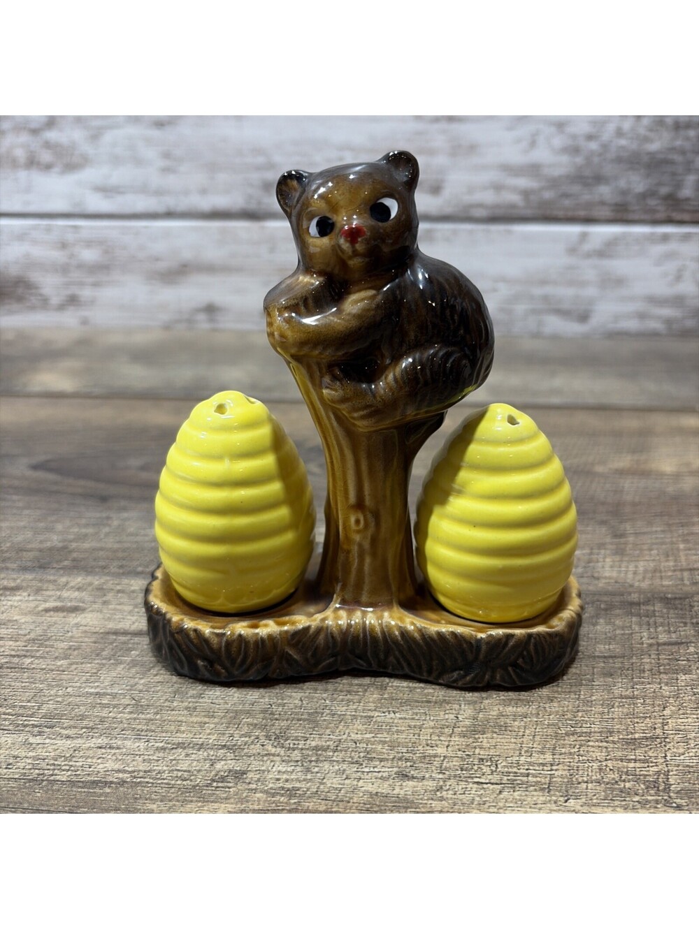 Vintage Japan Bear Cub Salt & Pepper Shakers In Tree With Beehives 3 Piece Set